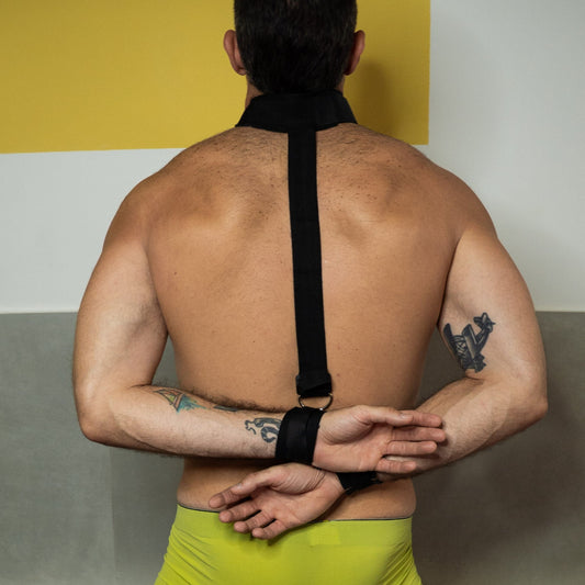 Kit de Restricción BDSM – Collar con Correa, Mordaza y Esposas para Muñecas